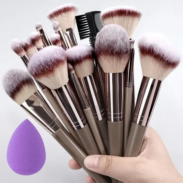 1/20pcs Professional Makeup Brushes Set Super Soft Detail Blush Highlighter Foundation Concealer Eyeshadow Beauty Tool