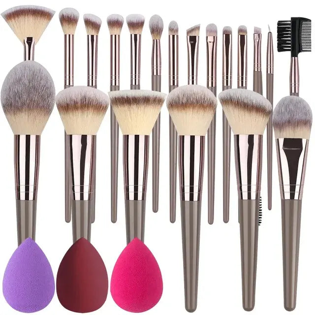 1/20pcs Professional Makeup Brushes Set Super Soft Detail Blush Highlighter Foundation Concealer Eyeshadow Beauty Tool