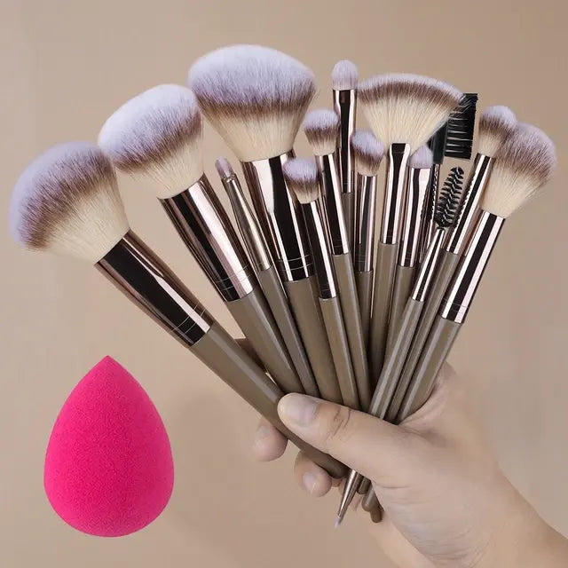 1/20pcs Professional Makeup Brushes Set Super Soft Detail Blush Highlighter Foundation Concealer Eyeshadow Beauty Tool