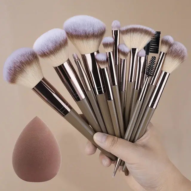 1/20pcs Professional Makeup Brushes Set Super Soft Detail Blush Highlighter Foundation Concealer Eyeshadow Beauty Tool