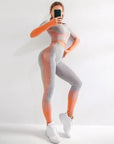 Seamless Ombre Long Sleeve Yoga Set: Women's High-Waisted Fitness Suit